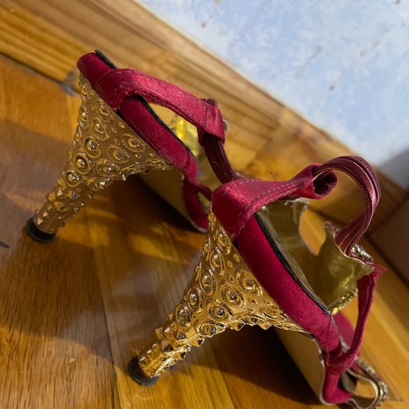 Red heels - Picture 5 of 5